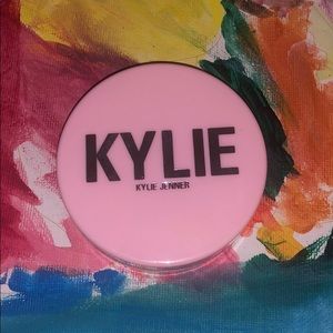 Kylie Cosmetics Translucent Setting Powder